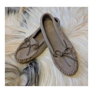NWOT SoftMoc Natasha Suede Moccasin Slippers | Indoor/Outdoor | Tan | Size 8